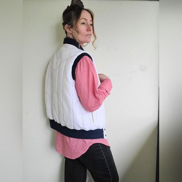 The Big Red Oversized Dagger Collar Button Down XL - Picture 13 of 14